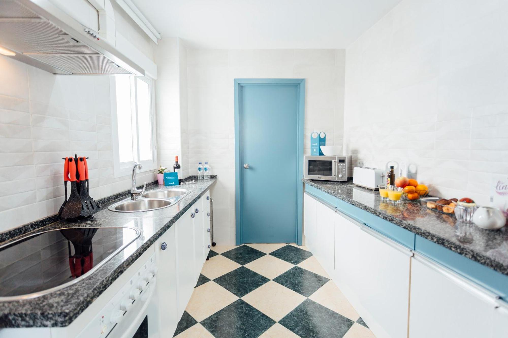 Stunning And Colorful- 4Bd 2Bth- Santa Cruz Apartment Seville Exterior photo